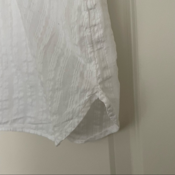 Gap Sleeveless Ruffle V-Neck Top in White size M - Picture 6 of 7